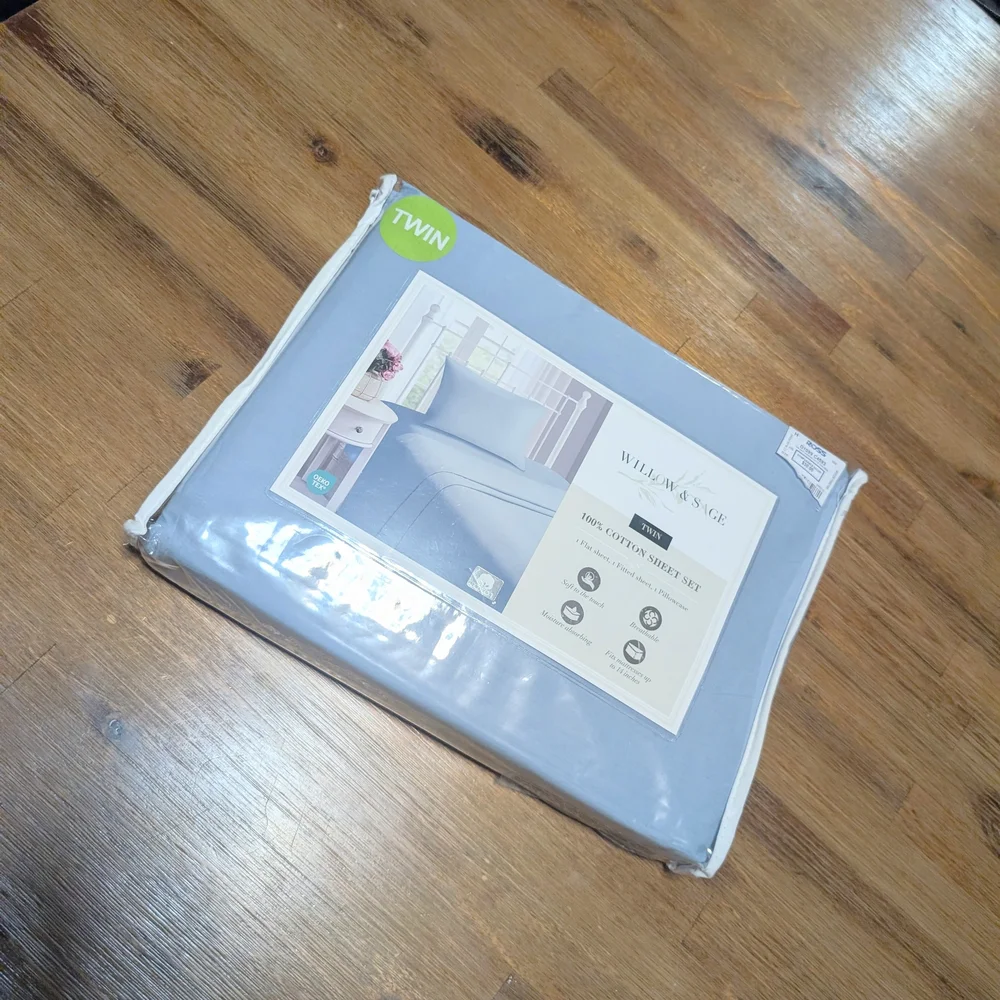 New 100% Cotton Willow & Sage Light Blue Twin Sheet Set - Picture 2 of 4